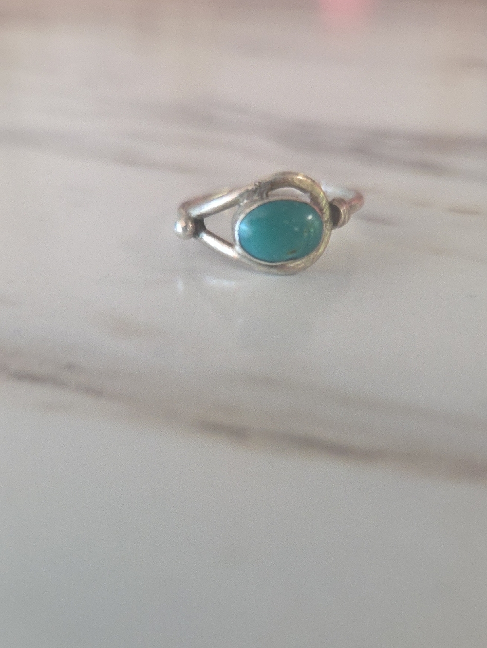 Turquoise Oval Gemstone Silver Ring - Unbranded
